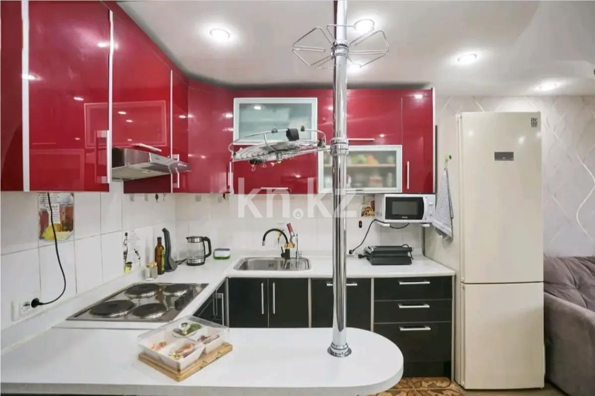 Продажа 3-комнатной квартиры, 62 м², 29-й квартал (Шахтерский м-н), дом  16 в Караганде - фото 5