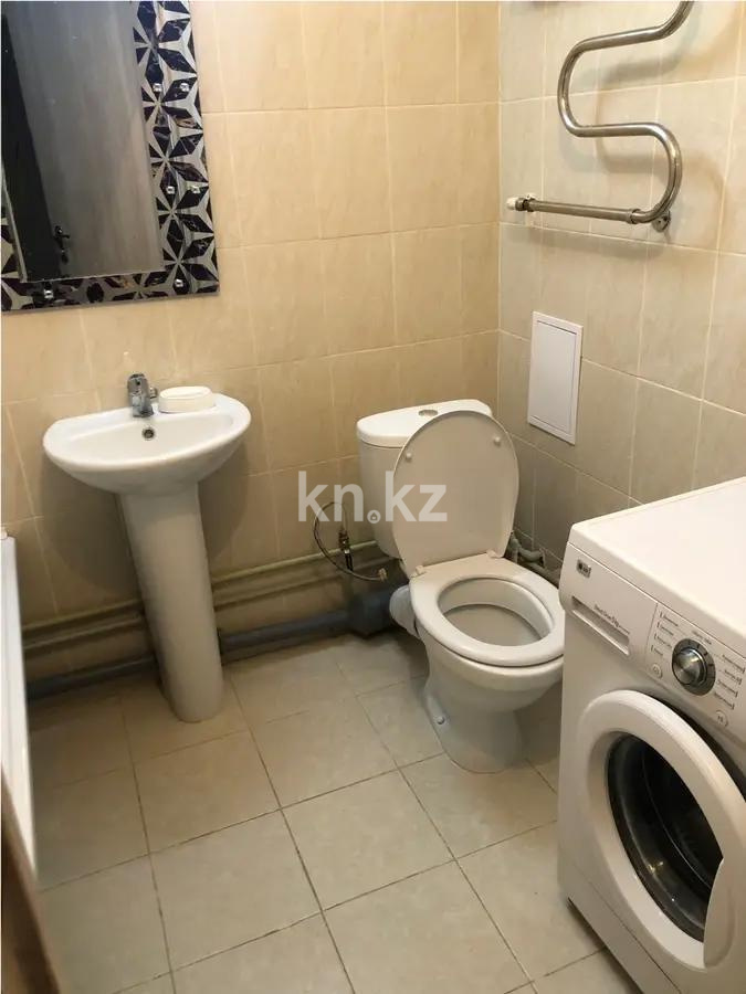 Продажа 2-комнатной квартиры, 50 м², ул. Мухамедханова в Астане - фото 8