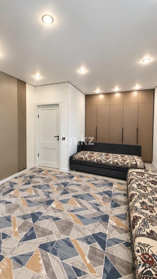 Продажа 1-комнатной квартиры, 39 м² в Астане