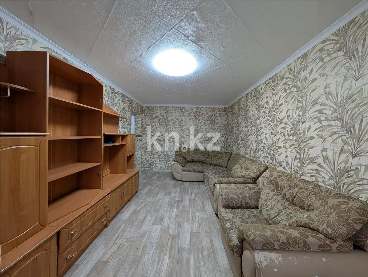 Продажа 2-комнатной квартиры, 45 м², 13 мкр., дом  24 - Продажа квартир в Казахстане фото 1 из 6