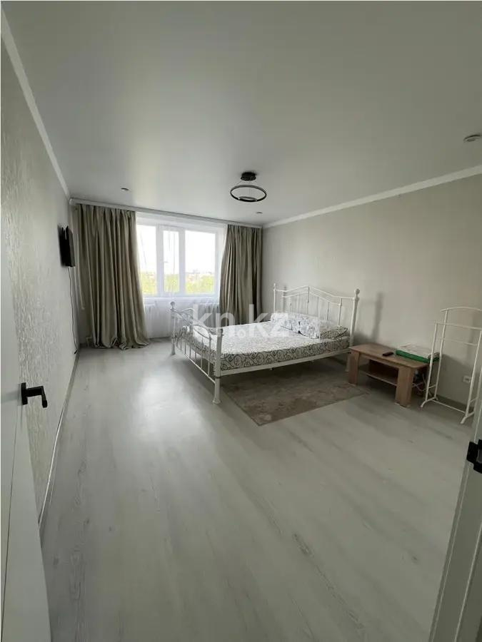 Продажа 1-комнатной квартиры, 37 м², пр. Бухар-жырау, дом  96 - Продажа  однокомнатных квартир в Караганде с фото фото 1 из 5