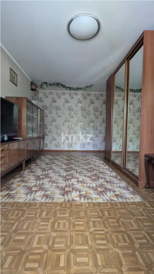 Продажа 3-комнатной квартиры, 59 м², мкр-н 7, дом  11 - Продажа квартир в Алматы фото 1 из 6