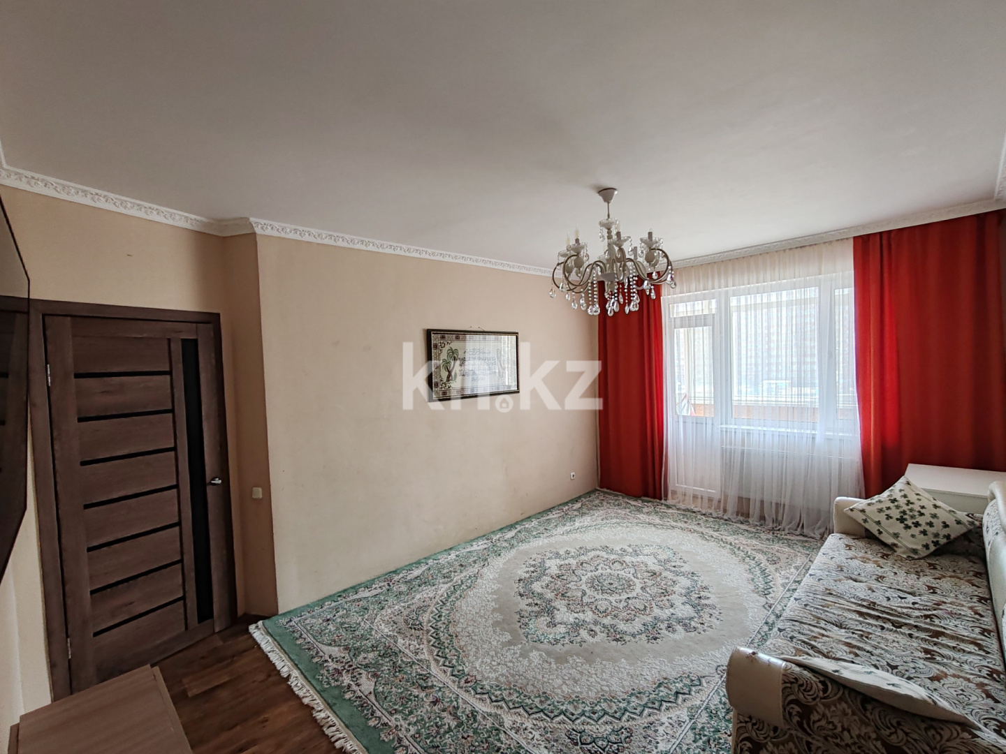 Продажа 3-комнатной квартиры, 80 м², ул. Сарыарка, дом  19 в Караганде - фото 4