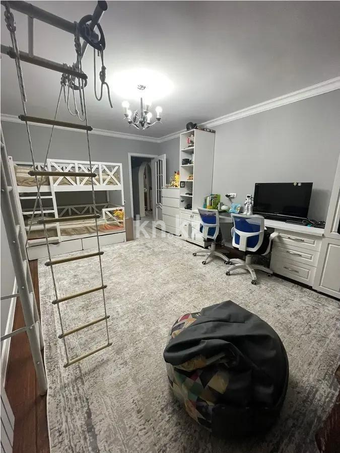 Продажа 3-комнатной квартиры, 74.6 м², мкр. Жетысу-3, дом  16 в Алматы