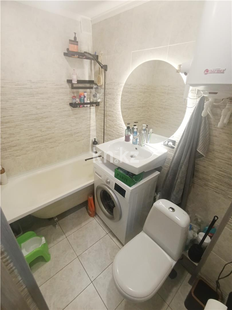 Продажа 2-комнатной квартиры, 45 м², мкр-н 23, дом  5 в Караганде - фото 8