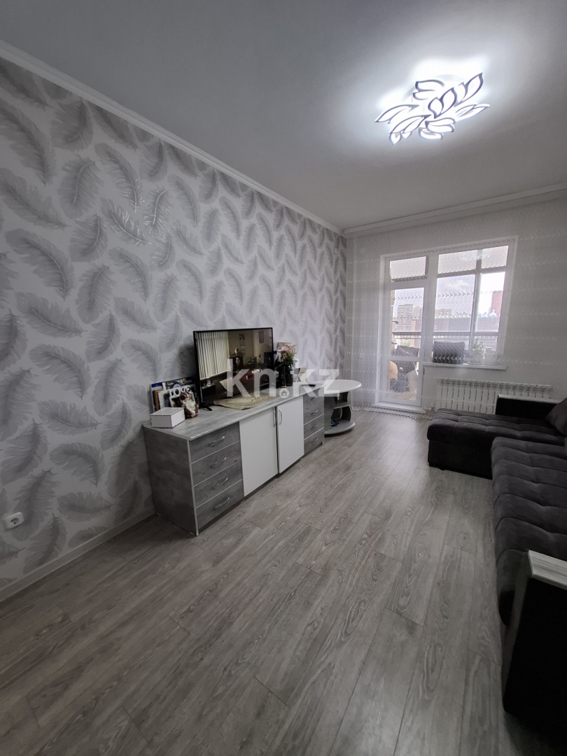 Продажа 3-комнатной квартиры, 81.3 м², ул. Дюсембекова, дом  83/1 - Продажа квартир в Казахстане фото 1 из 29