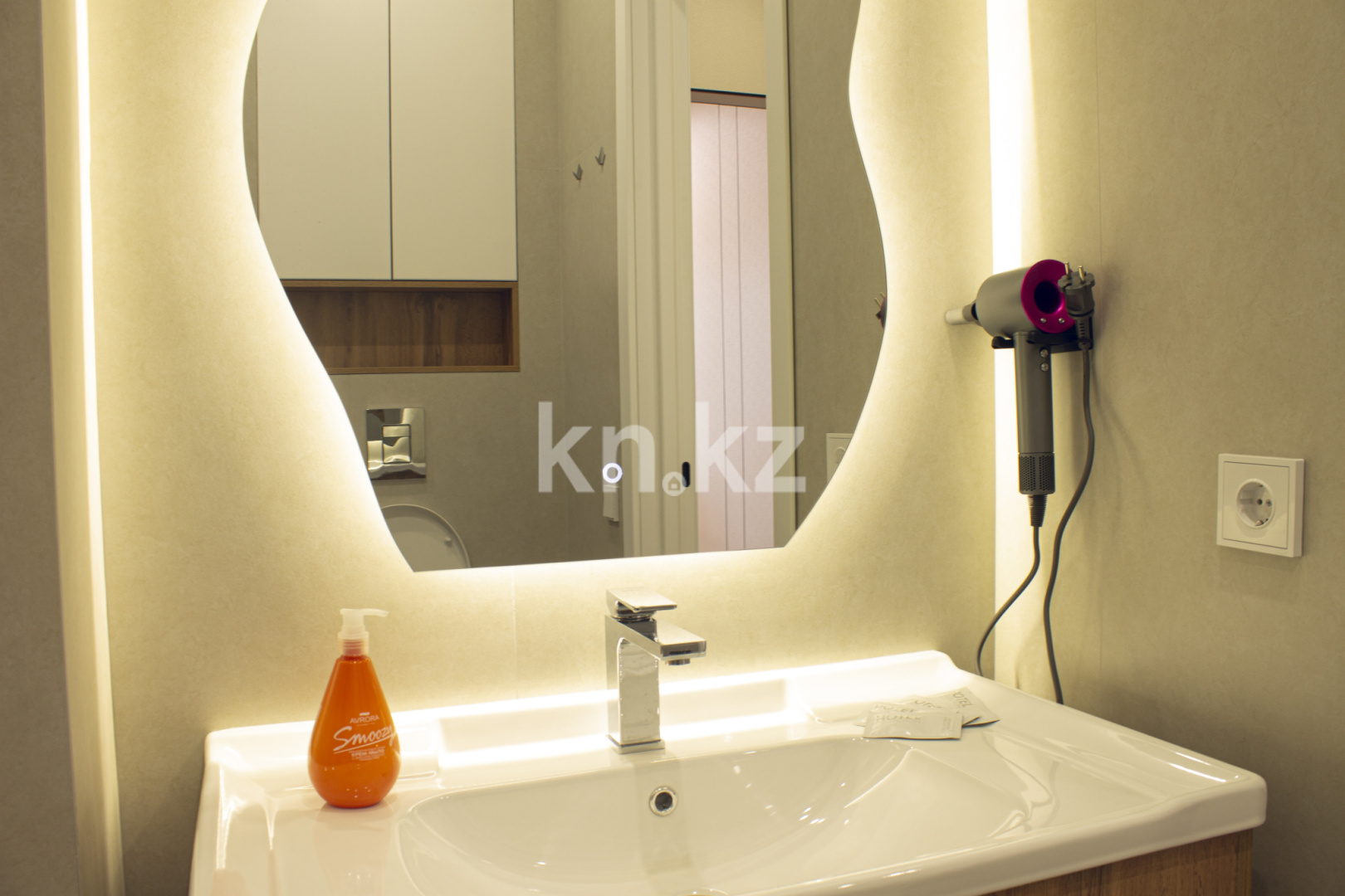 Аренда 2-комнатной квартиры посуточно, 53 м² - Аренда двухкомнатных квартир посуточно от хозяев в Алматы фото 16 из 22