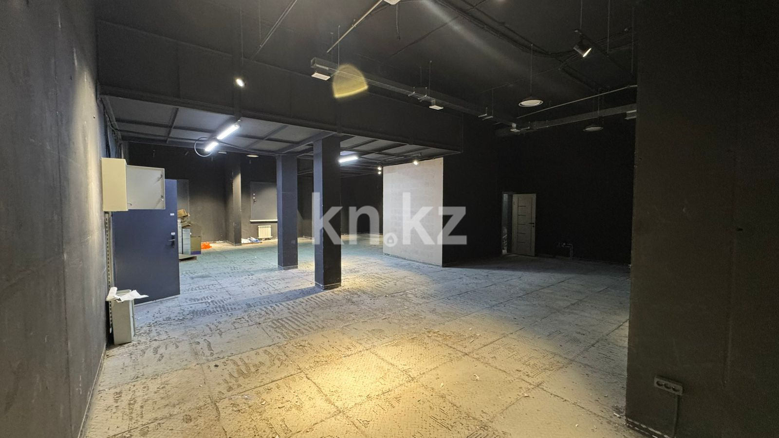 Продажа помещения, 214 м² - Продажа офисных и торговых помещений в Казахстане - страница 3 фото 11 из 20