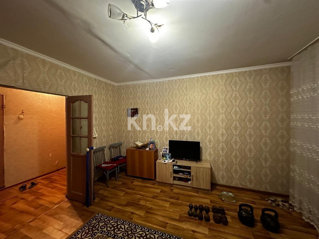 Продажа 2-комнатной квартиры, 54 м², мкр-н Голубые Пруды - Продажа квартир в Караганде фото 1 из 16