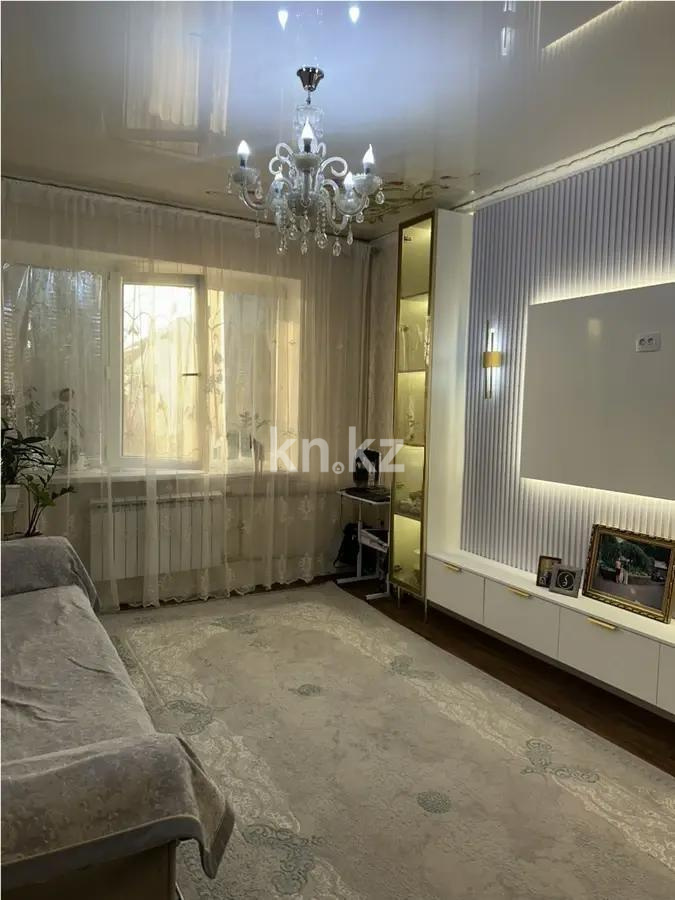 Продажа 2-комнатной квартиры, 60.7 м², мкр-н Аксай-5, дом  8 в Алматы