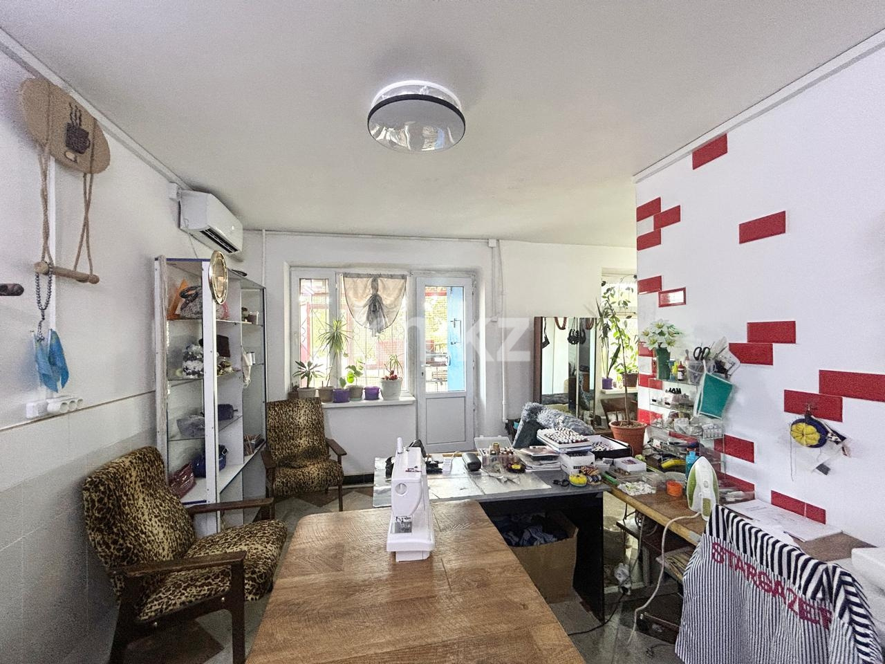 Продажа помещения, 32 м² - Продажа офисных и торговых помещений в Караганде с фото фото 4 из 12