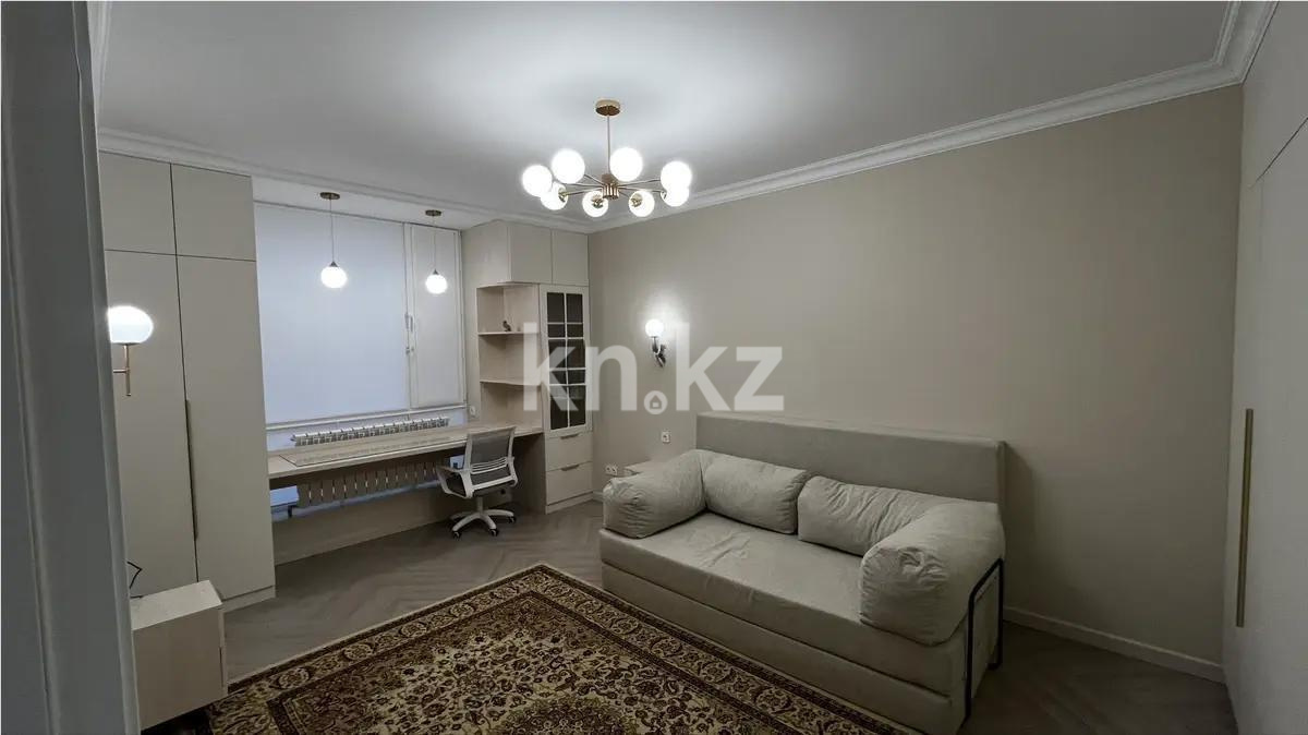 Продажа 1-комнатной квартиры, 42 м², ул. Е-430, дом  3 в Астане