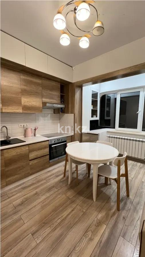 Продажа 1-комнатной квартиры, 41.7 м², мкр-н Аксай-4, дом  8 в Алматы - фото 2