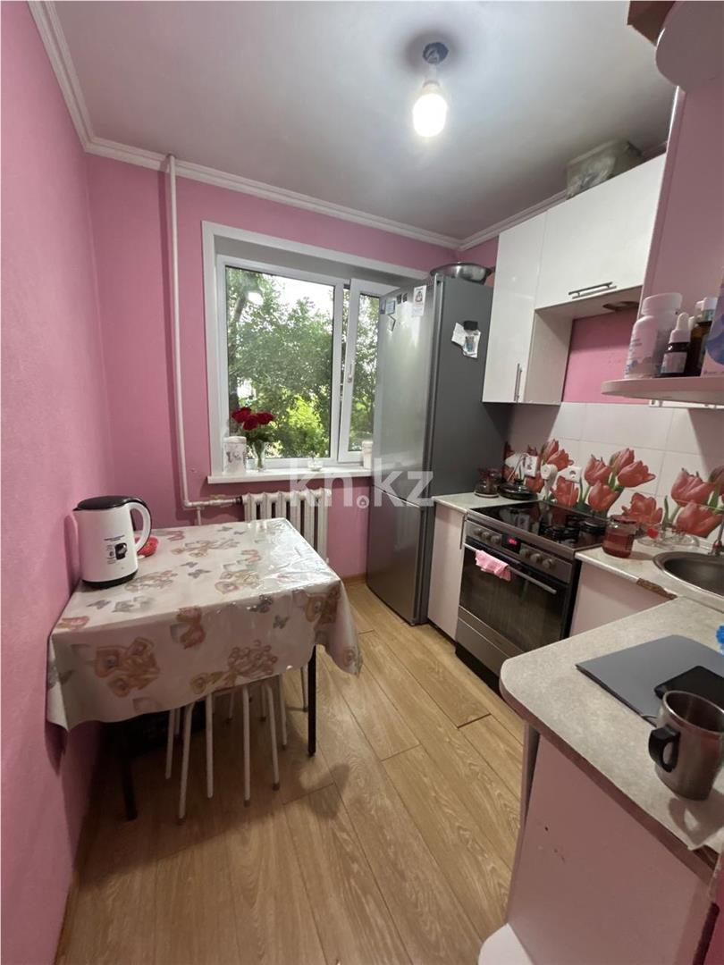 Продажа 3-комнатной квартиры, 61 м² - Продажа трехкомнатных квартир в панельном доме в Караганде - страница 2 фото 5 из 8