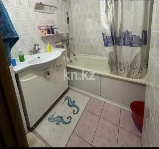 Продажа 2-комнатной квартиры, 52 м², мкр. Аксай-3б, дом  29 в Алматы - фото 4