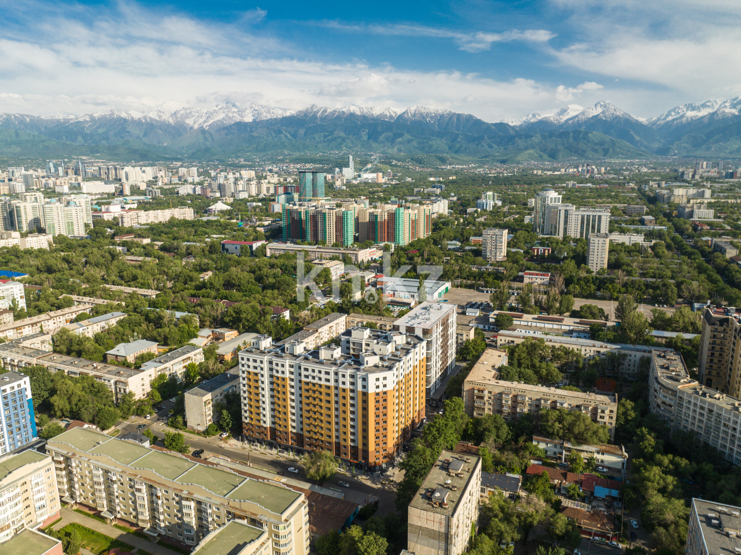 Продажа 2-комнатной квартиры, 60 м², ул. Кабанбай батыра, дом  252 в Алматы - фото 6
