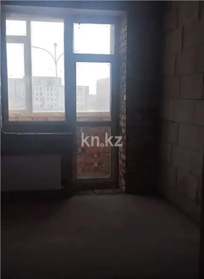 Продажа 3-комнатной квартиры, 70.17 м², ул. Тынышбайулы, дом  6 стр в Астане - фото 2