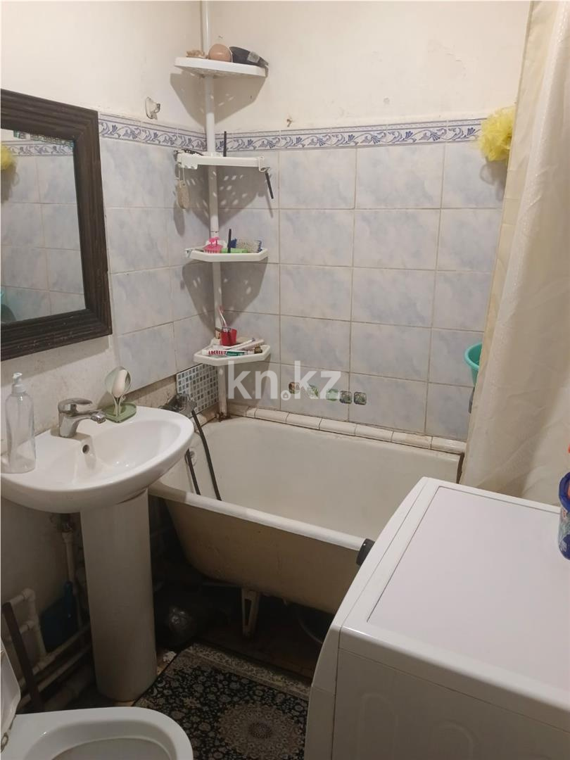 Продажа 2-комнатной квартиры, 46 м², мкр-н 12 в Караганде - фото 9