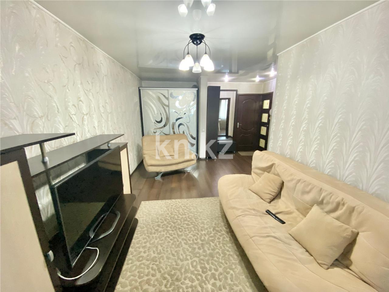 Продажа 1-комнатной квартиры, 34 м², ул. Космонавтов - Продажа квартир в Караганде фото 1 из 10