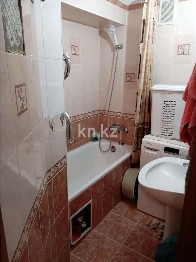 Продажа 3-комнатной квартиры, 63 м², ул. Майлина, дом  75 в Алматы - фото 4