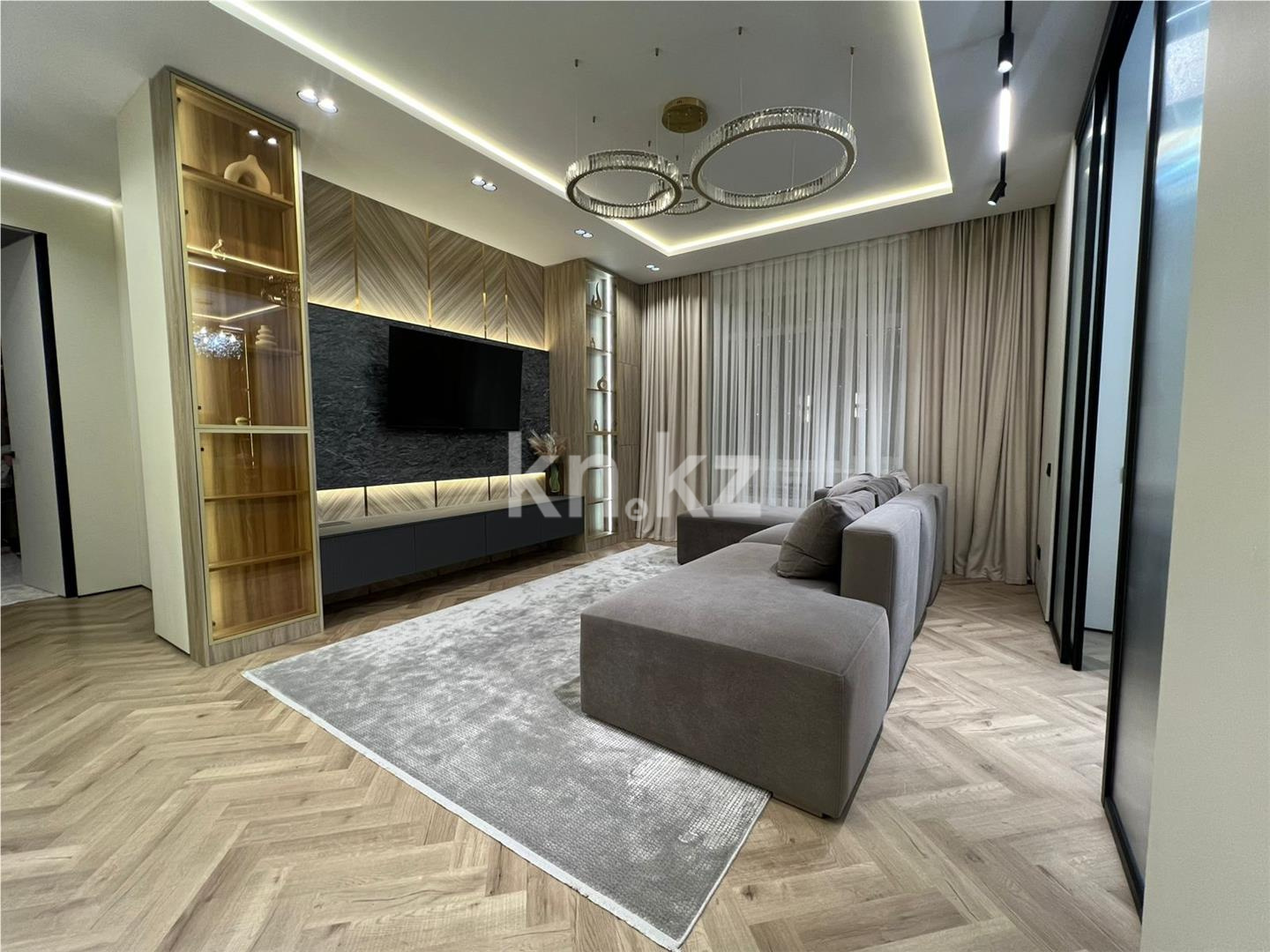 Продажа 3-комнатной квартиры, 78 м², пр. Строителей - Продажа  трехкомнатных квартир в Караганде с фото фото 1 из 17