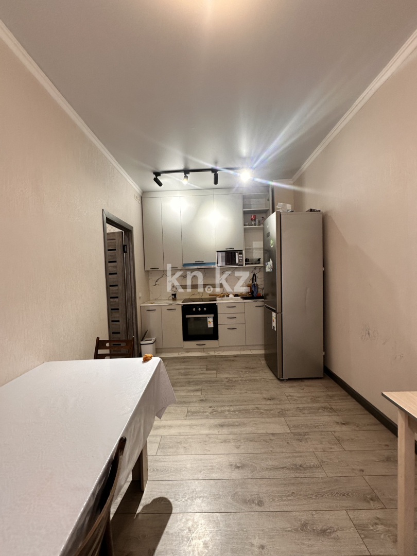 Продажа 2-комнатной квартиры, 66 м², ул. Ашимова, дом  21 в Караганде - фото 9