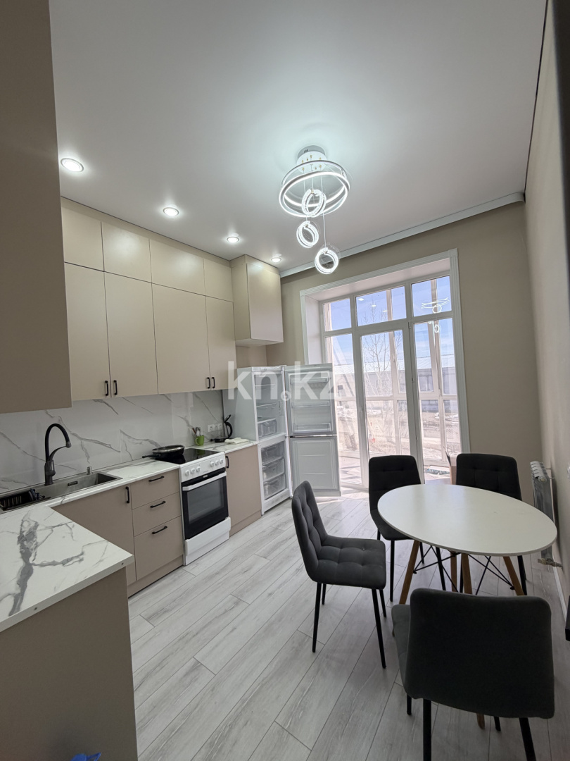 Аренда 2-комнатной квартиры, 70 м² - Аренда двухкомнатных квартир помесячно в Караганде фото 1 из 21