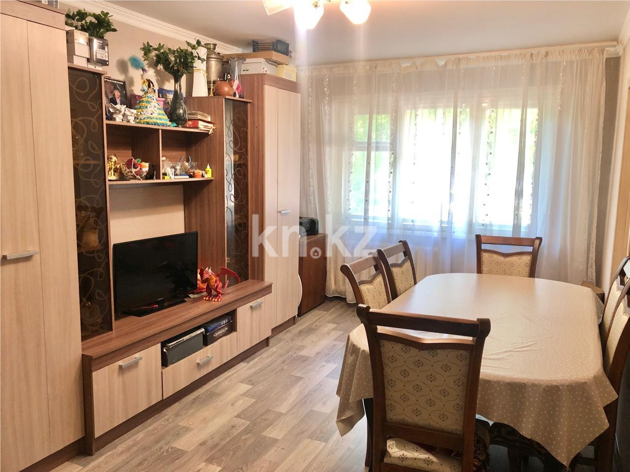 Продажа 4-комнатной квартиры, 61 м², ул. Ержанова - Продажа квартир в Караганде фото 1 из 18