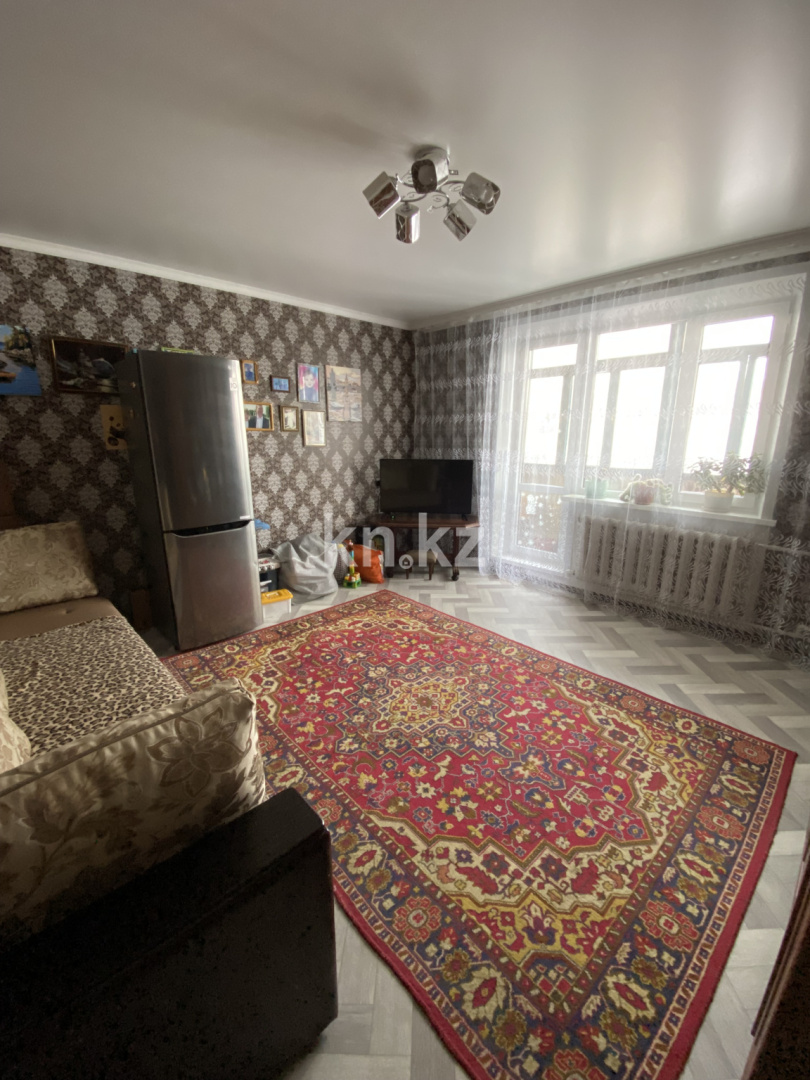 Продажа 3-комнатной квартиры, 63.6 м², мкр. Голубые Пруды, дом  6 - Продажа квартир в Караганде фото 3 из 13