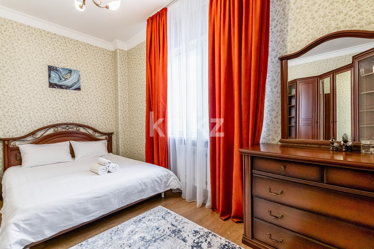 Аренда 3-комнатной квартиры посуточно, 130 м², ул. Кунаева, дом  35/1 - Аренда квартир посуточно в Астане с фото фото 23 из 37