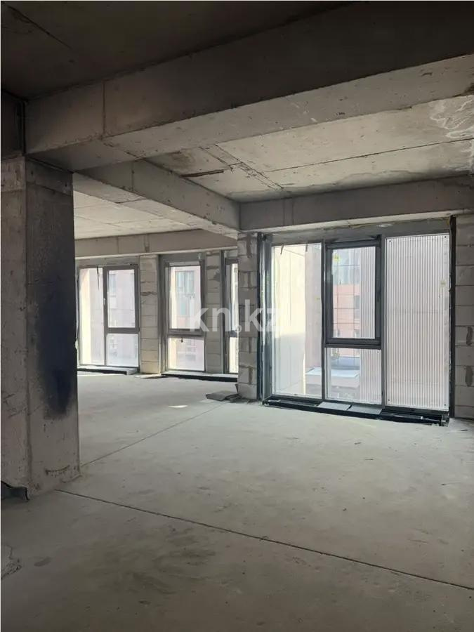 Продажа 4-комнатной квартиры, 108 м² в Алматы