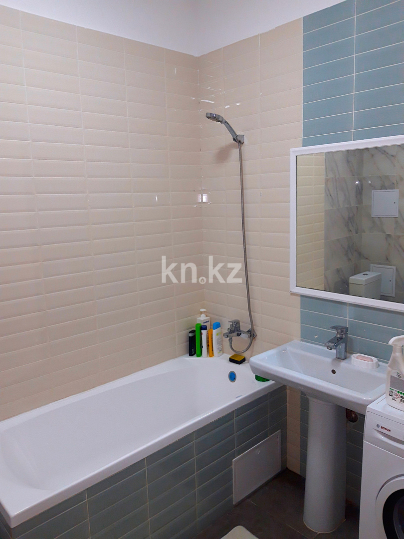 Продажа 3-комнатной квартиры, 102 м², ул. Бектурова, дом  3 - ул. Сыганак в Астане - фото 11