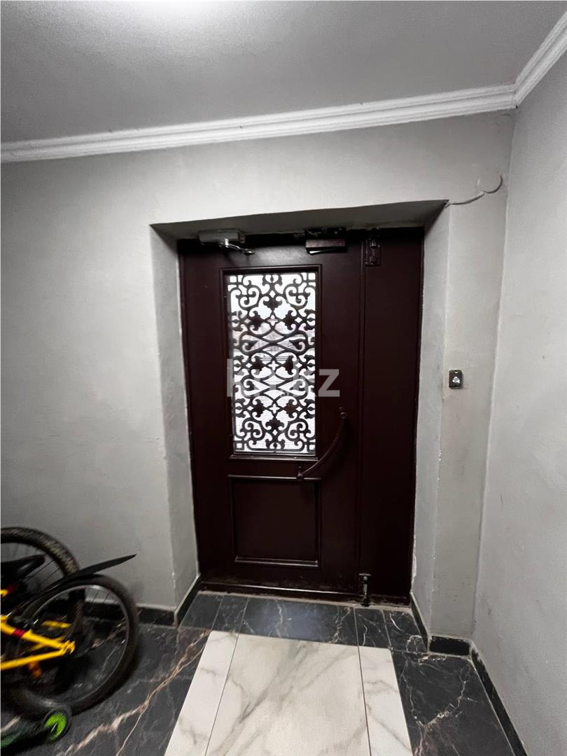 Продажа 3-комнатной квартиры, 68 м², ул. Дюсембекова - Продажа и аренда недвижимости в Караганде фото 40 из 52