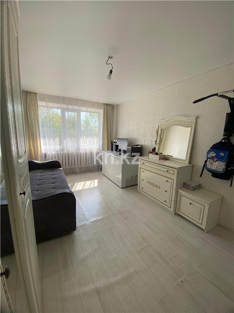 Продажа 3-комнатной квартиры, 61 м², мкр-н 18 - Продажа квартир в Караганде фото 7 из 14