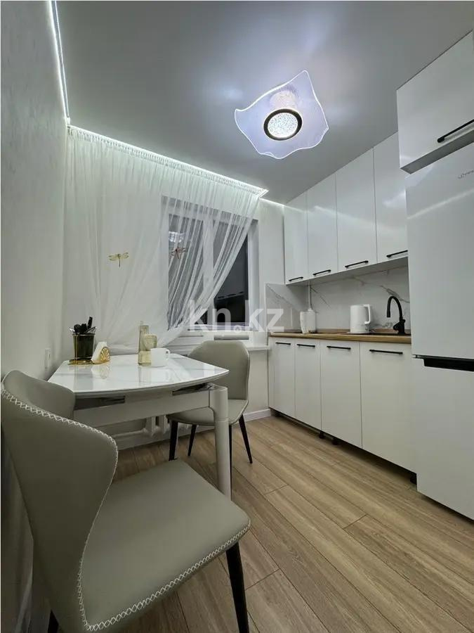 Продажа 3-комнатной квартиры, 60.5 м², пр. Достык, дом  107/2 в Алматы - фото 3