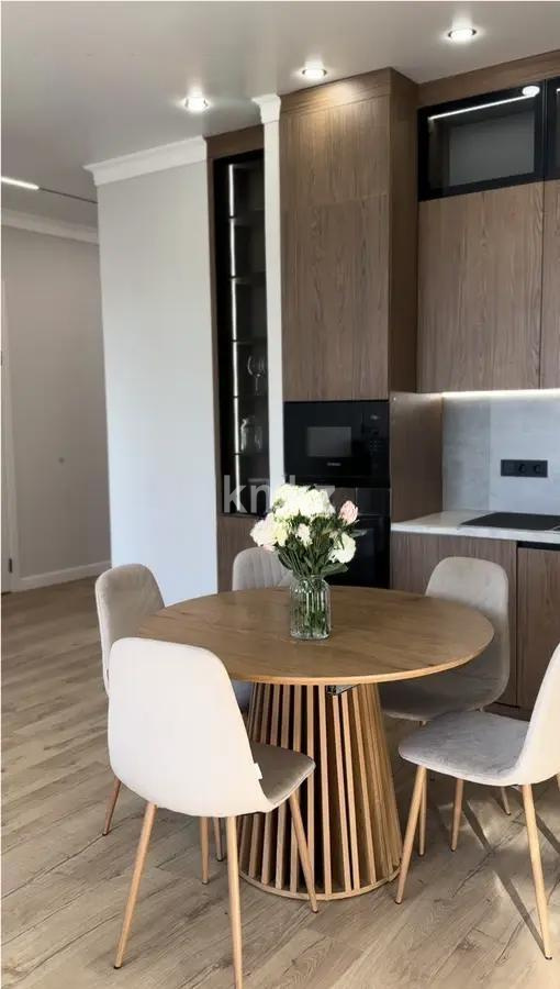 Продажа 3-комнатной квартиры, 76 м², пр. Улы Дала, дом  37 в Астане - фото 2