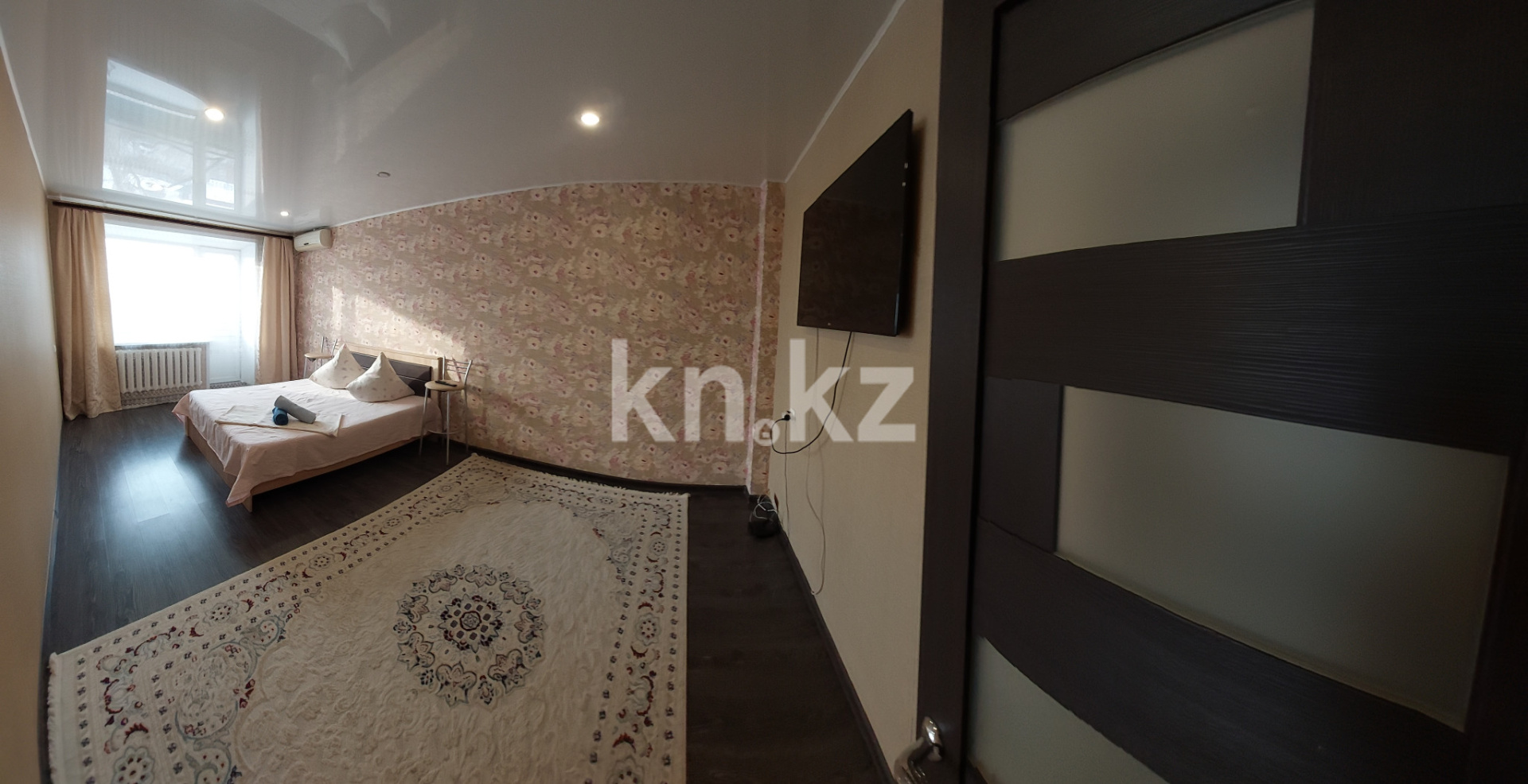 Аренда 1-комнатной квартиры посуточно, 32 м², ул. Жексенбаева, дом  69 - Продажа и аренда недвижимости в Уральске фото 1 из 4