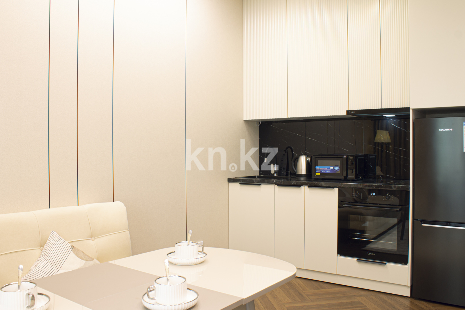 Аренда 2-комнатной квартиры посуточно, 53 м² - Аренда двухкомнатных квартир посуточно от хозяев в Алматы фото 7 из 22