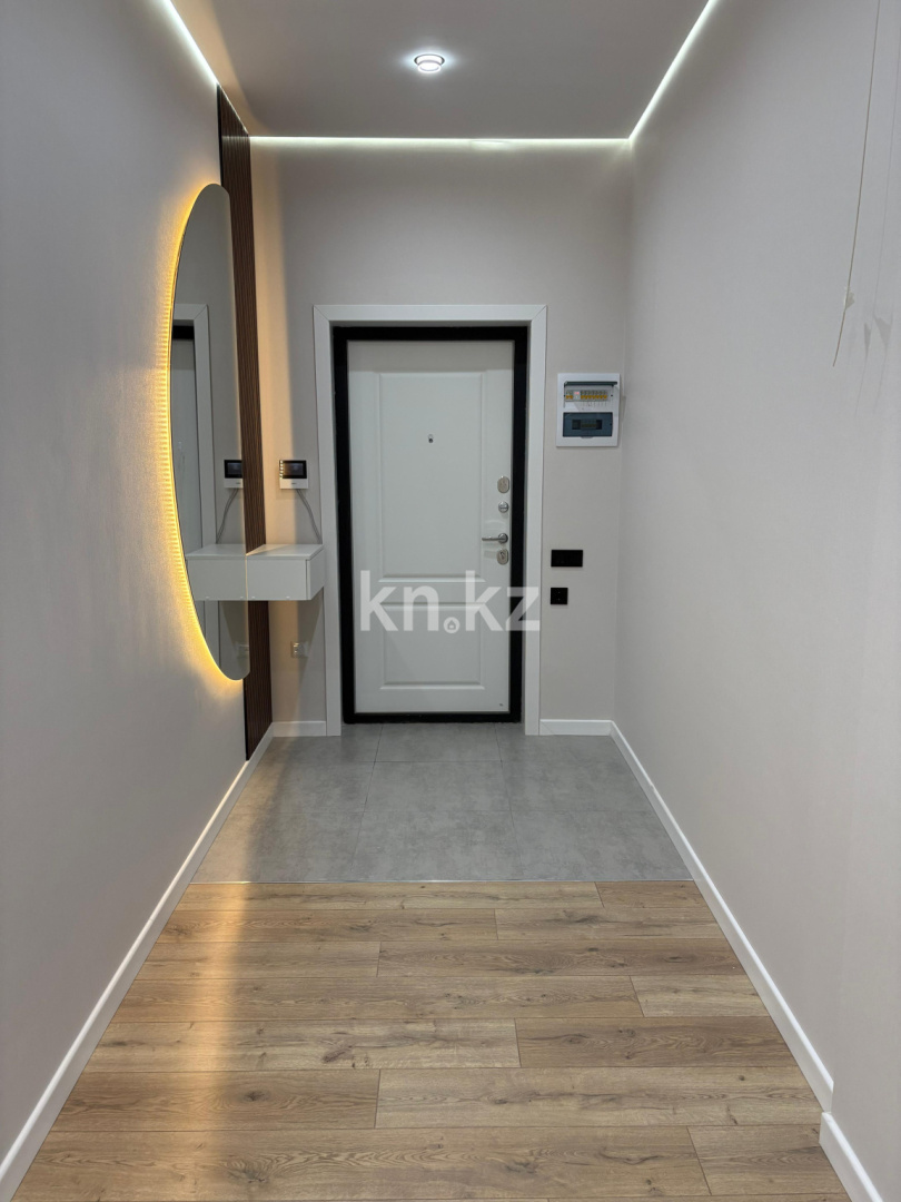 Продажа 3-комнатной квартиры, 77 м², ул. Букетова, дом  3 - Продажа квартир в Караганде без посредников с фото фото 2 из 2