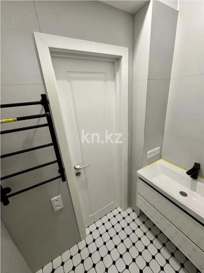 Продажа 3-комнатной квартиры, 73 м², ул. Мауленова, дом  133 в Алматы - фото 2