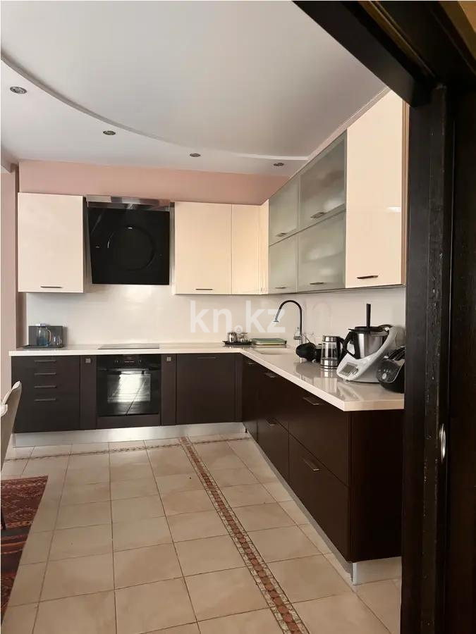 Продажа 4-комнатной квартиры, 200 м², мкр-н Керемет, дом  1/6 в Алматы - фото 4