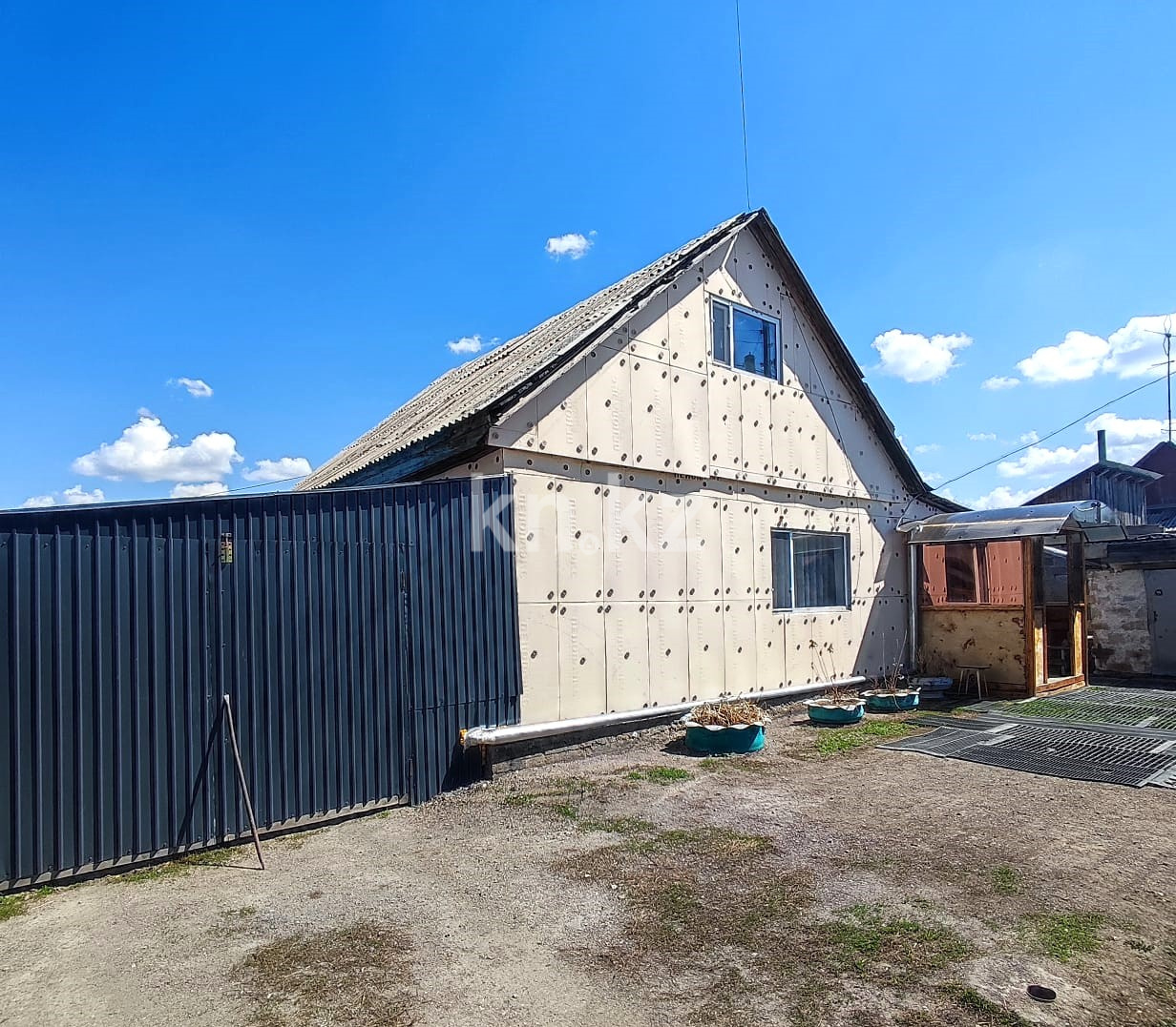 Продажа 5-комнатного дома, 132 м², ул. Школьная - Продажа квартир в Абае фото 1 из 9