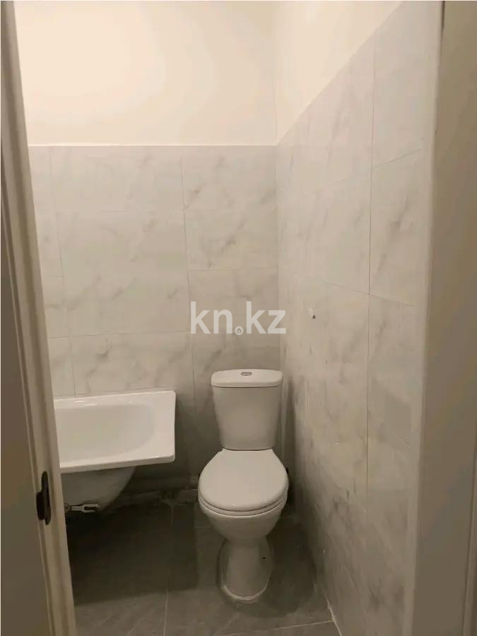 Продажа 1-комнатной квартиры, 31 м², ул. Омарова, дом  1 в Алматы - фото 3