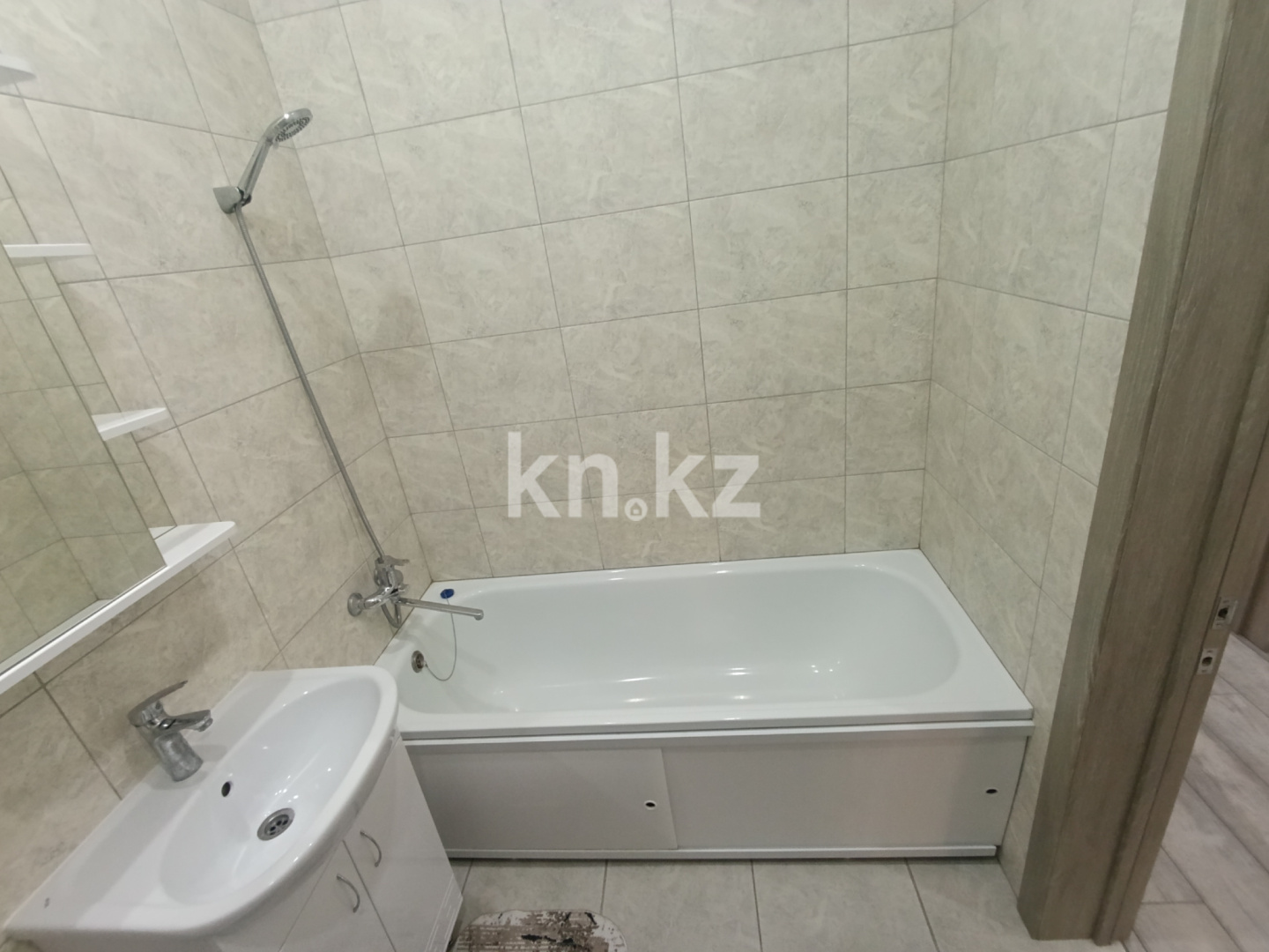 Продажа 4-комнатной квартиры, 112.2 м² в Караганде - фото 23