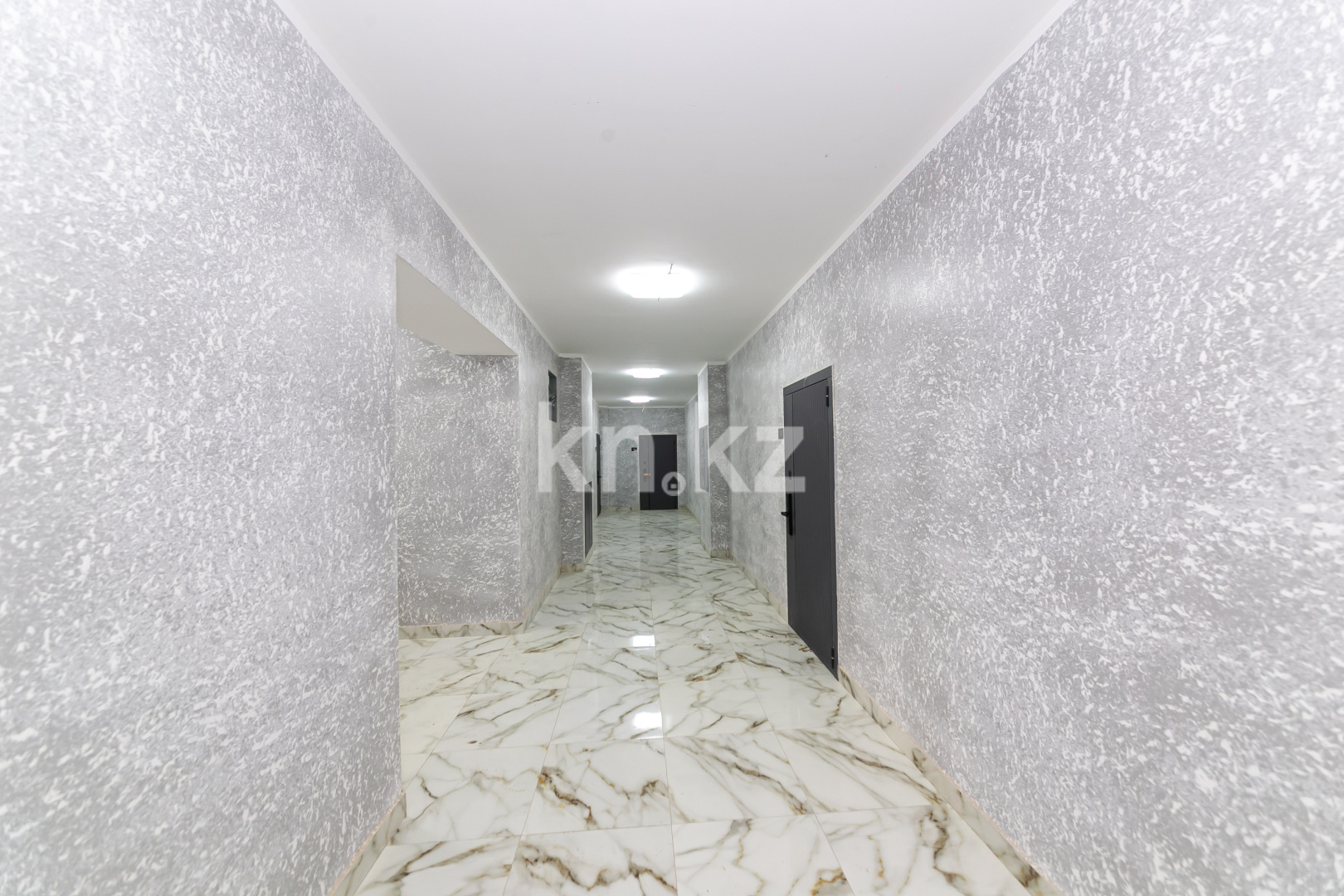 Продажа 2-комнатной квартиры, 38 м², ул. Е-181, дом  1/1 в Астане - фото 18