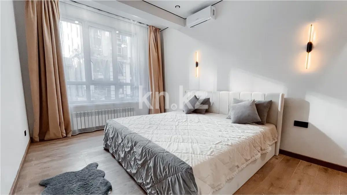 Продажа 3-комнатной квартиры, 60 м², пр. Абая, дом  118 в Алматы - фото 3