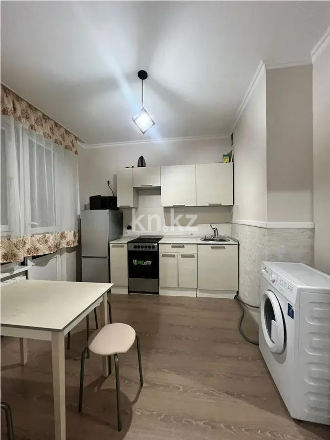 Продажа 1-комнатной квартиры, 35.5 м², ул. Бектурова, дом  4/6 - Продажа домов, коттеджей в Усть-Каменогорске фото 2 из 4