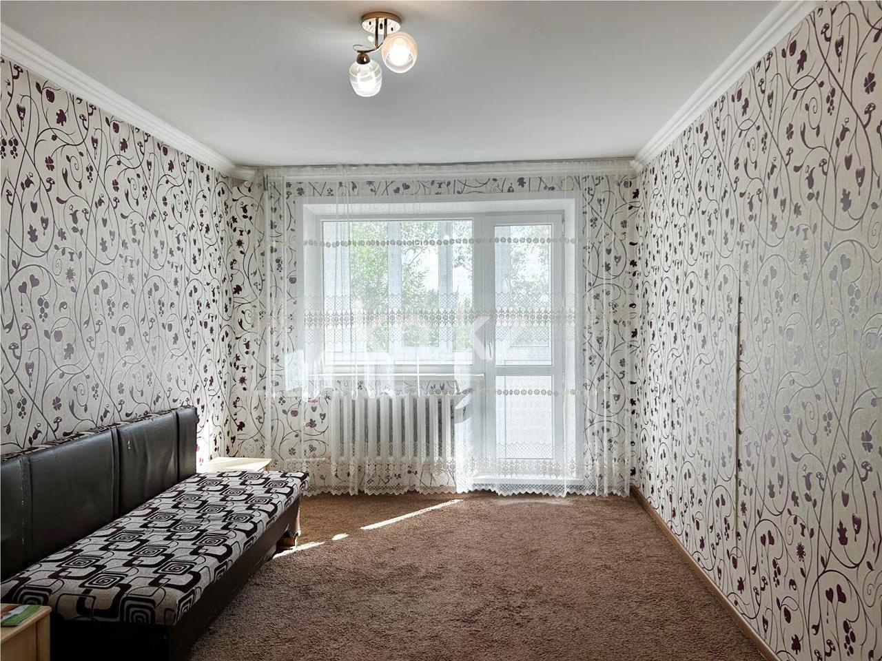 Продажа 2-комнатной квартиры, 51 м², пр. Строителей - Продажа  двухкомнатных квартир в Караганде фото 1 из 11