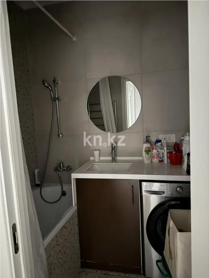 Продажа 3-комнатной квартиры, 80 м², мкр-н Аксай-4, дом  22 - Продажа квартир в Алматы фото 6 из 7