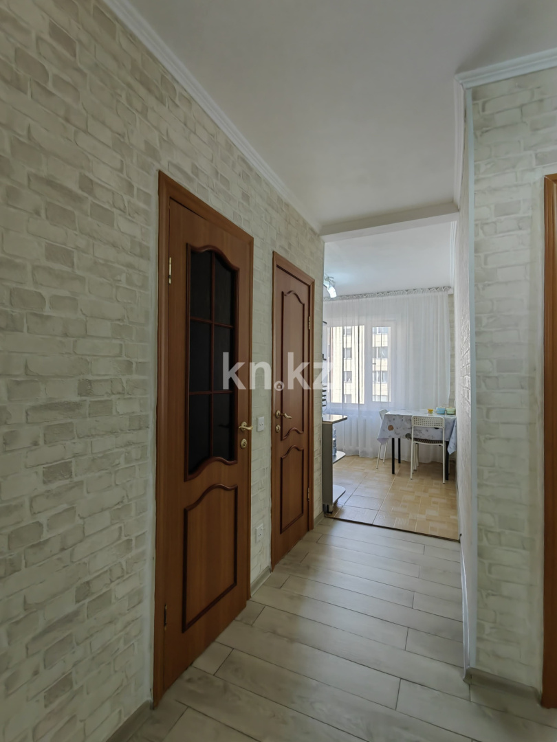 Продажа 2-комнатной квартиры, 54 м², ул. Ермекова, дом  106а в Караганде - фото 24